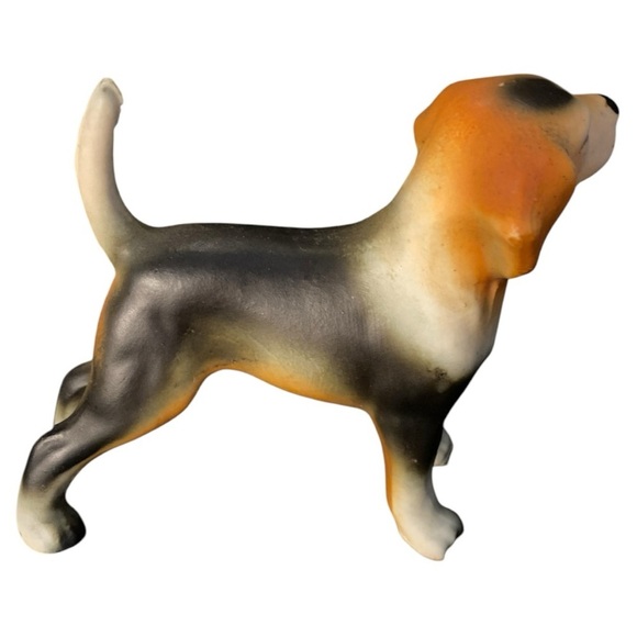 Vintage Ceramic 4 Inch Beagle Figurine​ - Picture 3 of 5